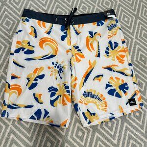 O'Neill Board short Size 36 NWT hyperfreak 20" at the knee